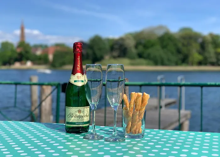 Ferienhaus Seekutter Mit Eigenem Seezugang